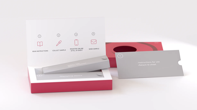 Kit de prélèvement à domicile pour test de santé vaginale, avec instructions illustrées : lire les consignes, collecter l’échantillon, s’enregistrer en ligne et envoyer le prélèvement.