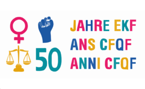 Illustration colorée célébrant les 50 ans de la Commission fédérale pour les questions féminines (CFQF), avec les symboles de l’égalité, de la justice et de l’engagement féministe en Suisse.
