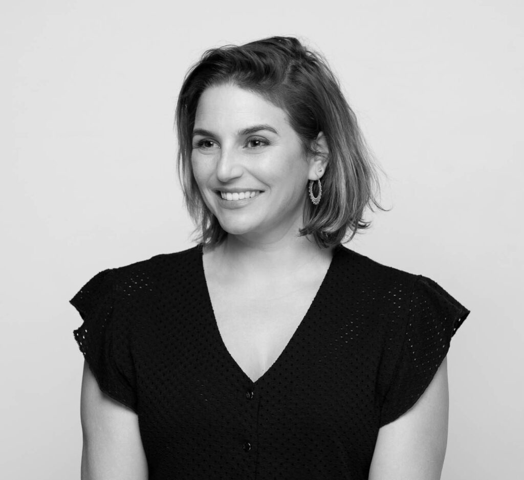 Portrait de Mélanie Tanner, fondatrice de l’association Le Carac Rose.